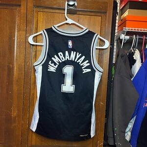 Youth Spurs jersey